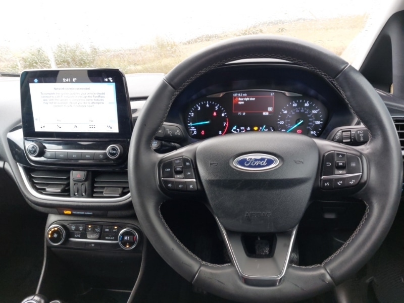 Used Ford Fiesta 2019 for sale - 76683771: Photo 2