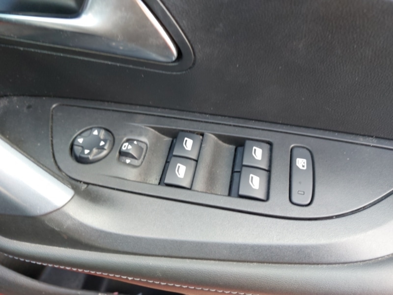 Used Peugeot 2008 2020 for sale - 76187990: Photo 12