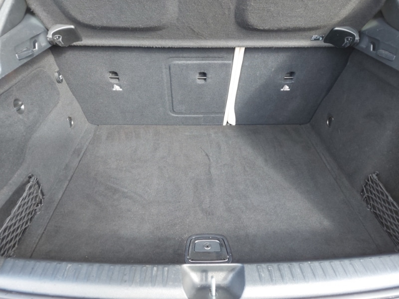 Used Mercedes-Benz GLA 2018 for sale - 77922632: Photo 8