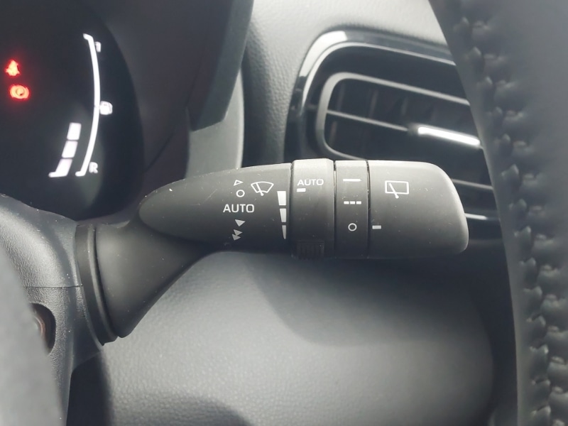 Used Toyota Yaris Cross 2024 for sale - 77165248: Photo 17