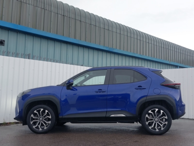 Used Toyota Yaris Cross 2024 for sale - 77165248: Photo 4