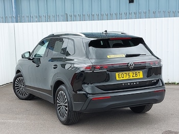 Used Volkswagen Tiguan 2025 for sale - 79447384: Photo