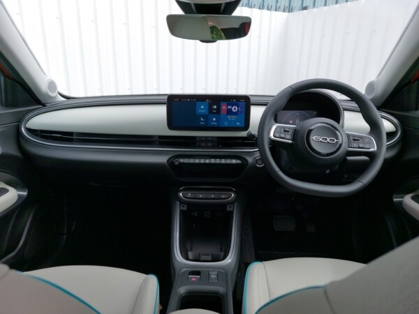 Used Fiat 600 2025 for sale - 75209461: Photo 2