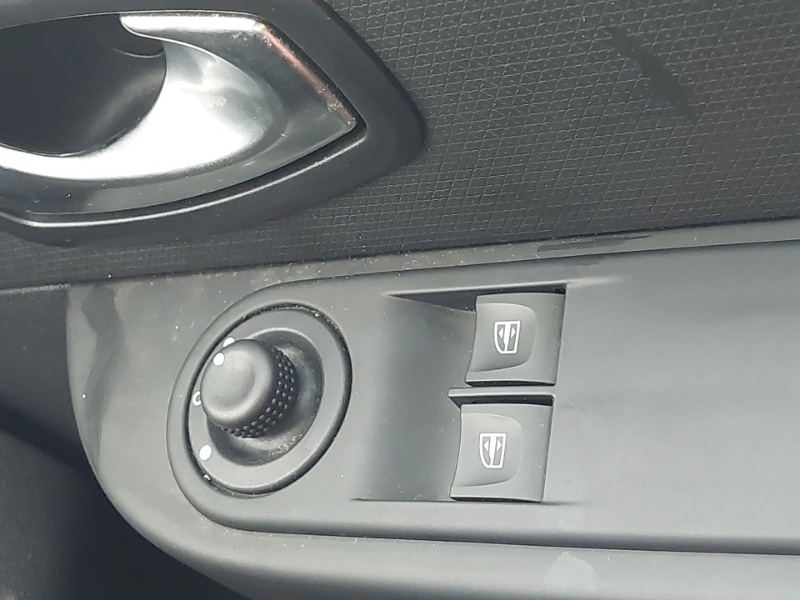 Used Renault Clio 2016 for sale - 76726388: Photo 13