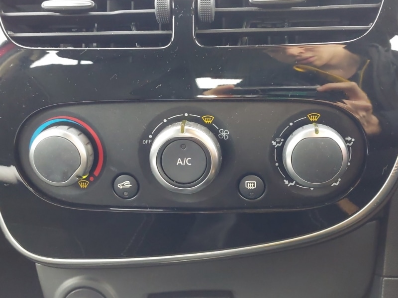 Used Renault Clio 2016 for sale - 76726388: Photo 18