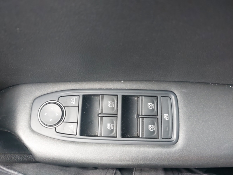 Used Renault Captur 2022 for sale - 78203321: Photo 12