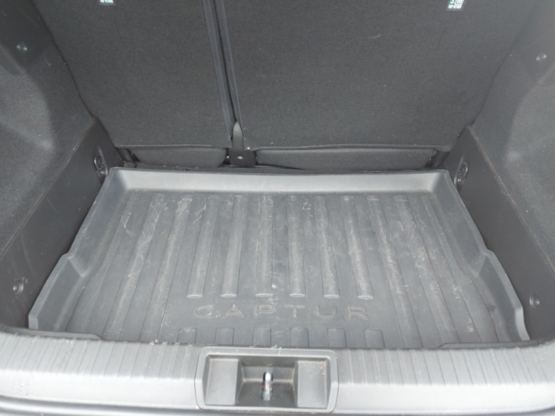 Used Renault Captur 2022 for sale - 78203321: Photo 8