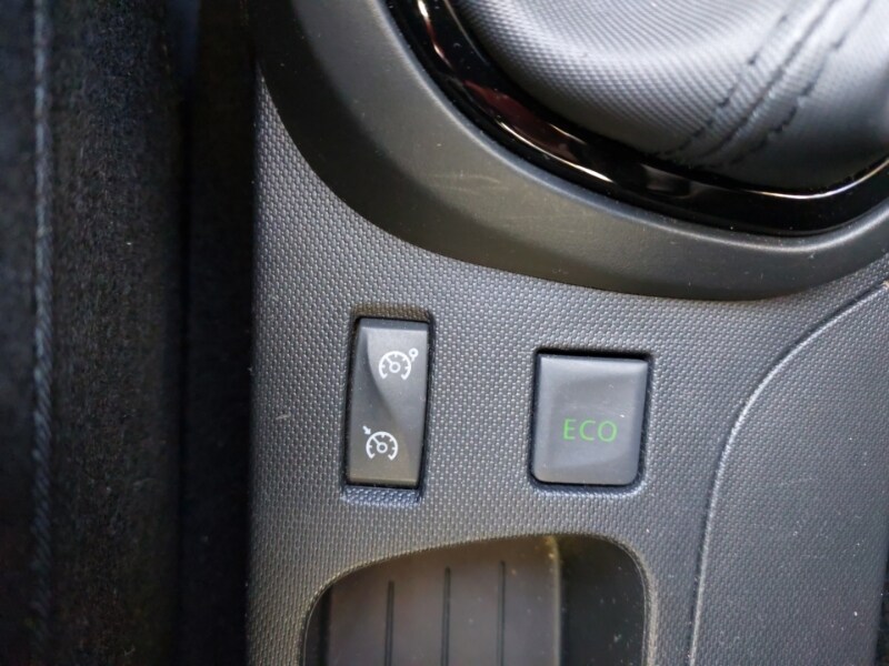 Used Renault Captur 2014 for sale - 77580369: Photo 18