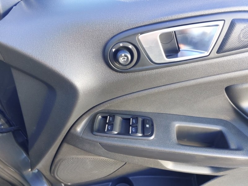 Used Ford Ecosport 2017 for sale - 77234984: Photo 12