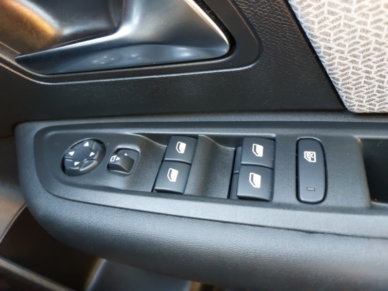 Used Citroen C4 2024 for sale - 76097940: Photo 13