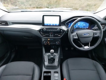 Used Ford Kuga 2023 for sale - 77035036: Photo