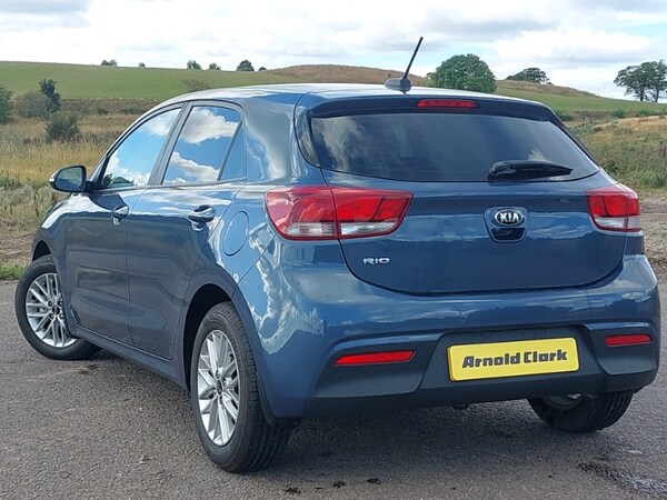 Used Kia Rio 2017 for sale - 76071077: Photo 3