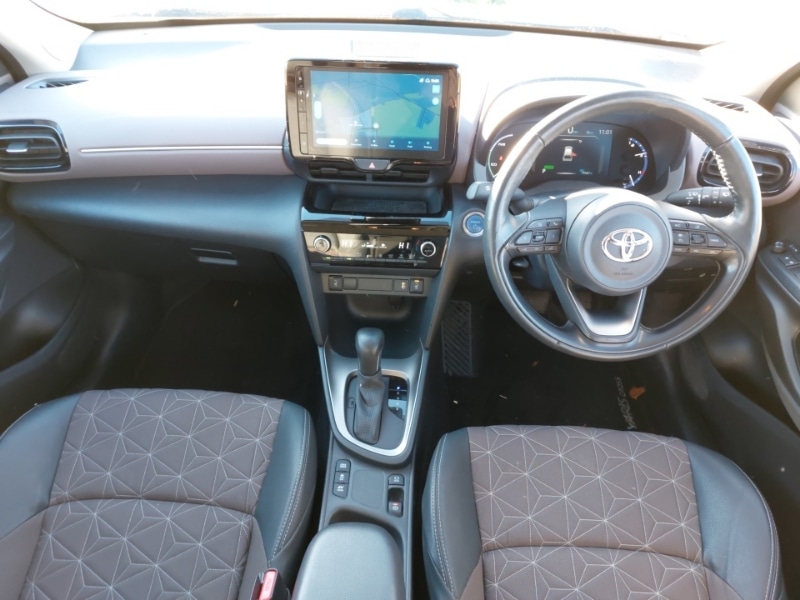 Used Toyota Yaris Cross 2023 for sale - 76343664: Photo 2