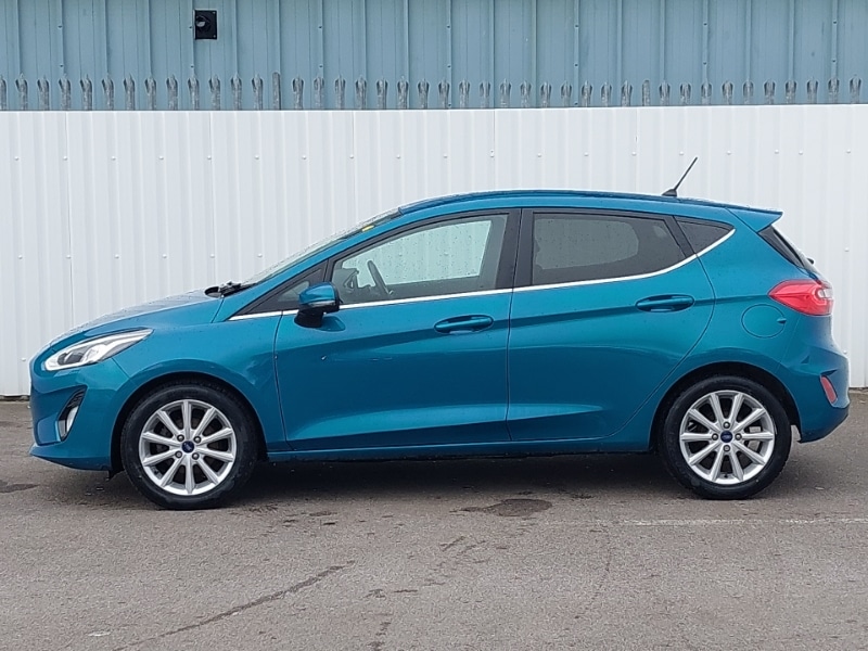 Used Ford Fiesta 2017 for sale - 77663981: Photo 4