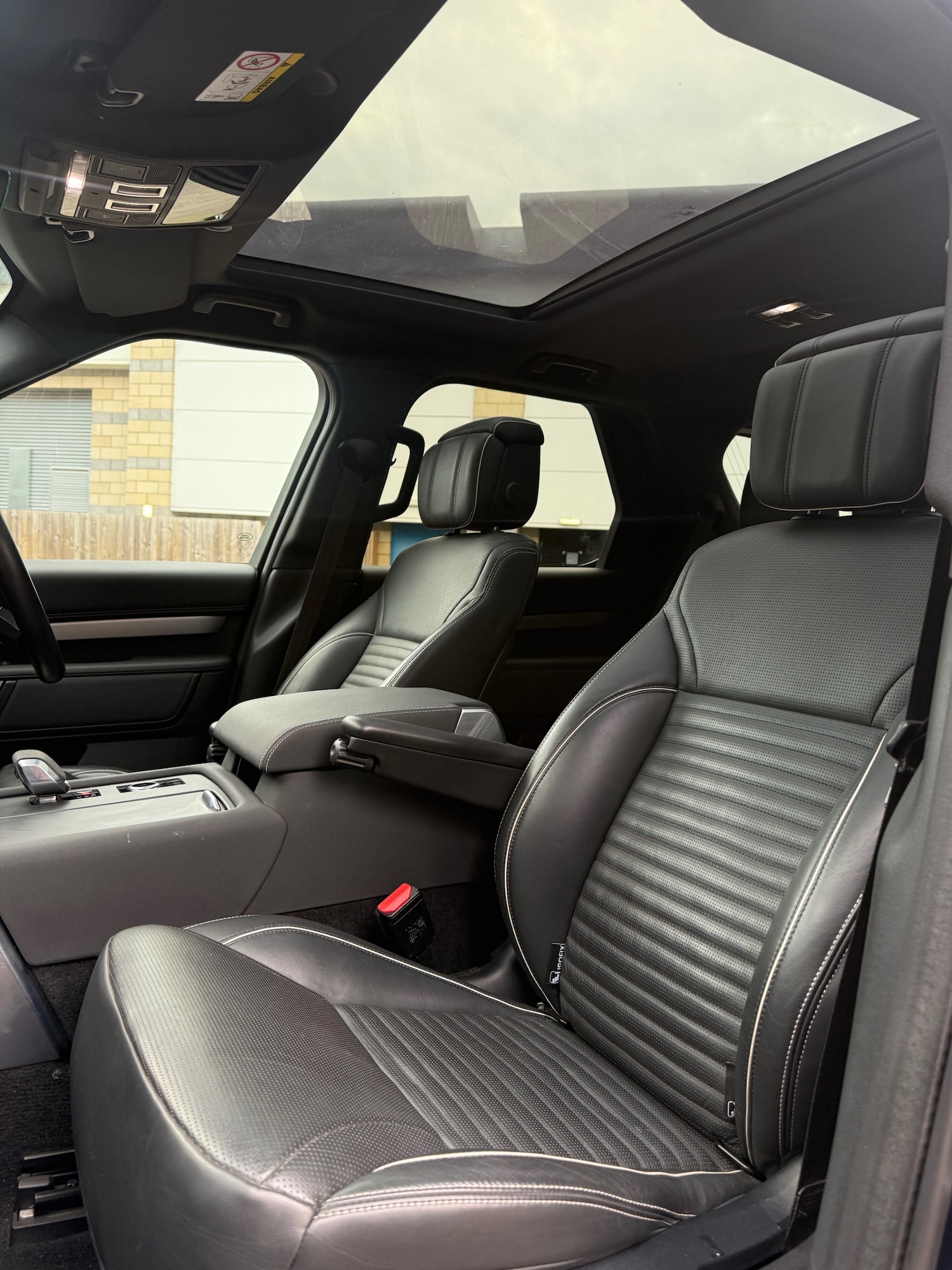 Used Land Rover Discovery 2021 for sale - 78031353: Photo 11