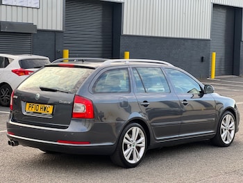Used Skoda Octavia 2010 for sale - 78921122: Photo