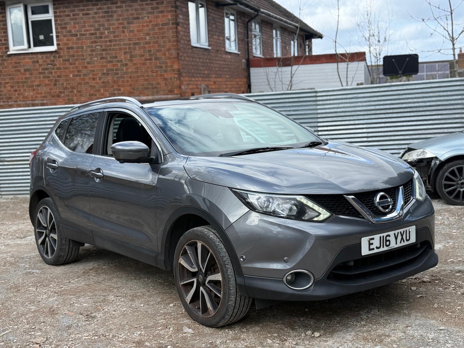 Used Nissan Qashqai 2016 for sale - 78055700: Photo 4