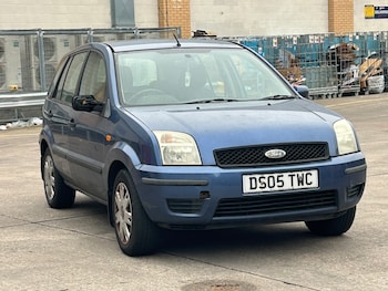 Used Ford Fusion 2005 for sale - 77781306: Photo