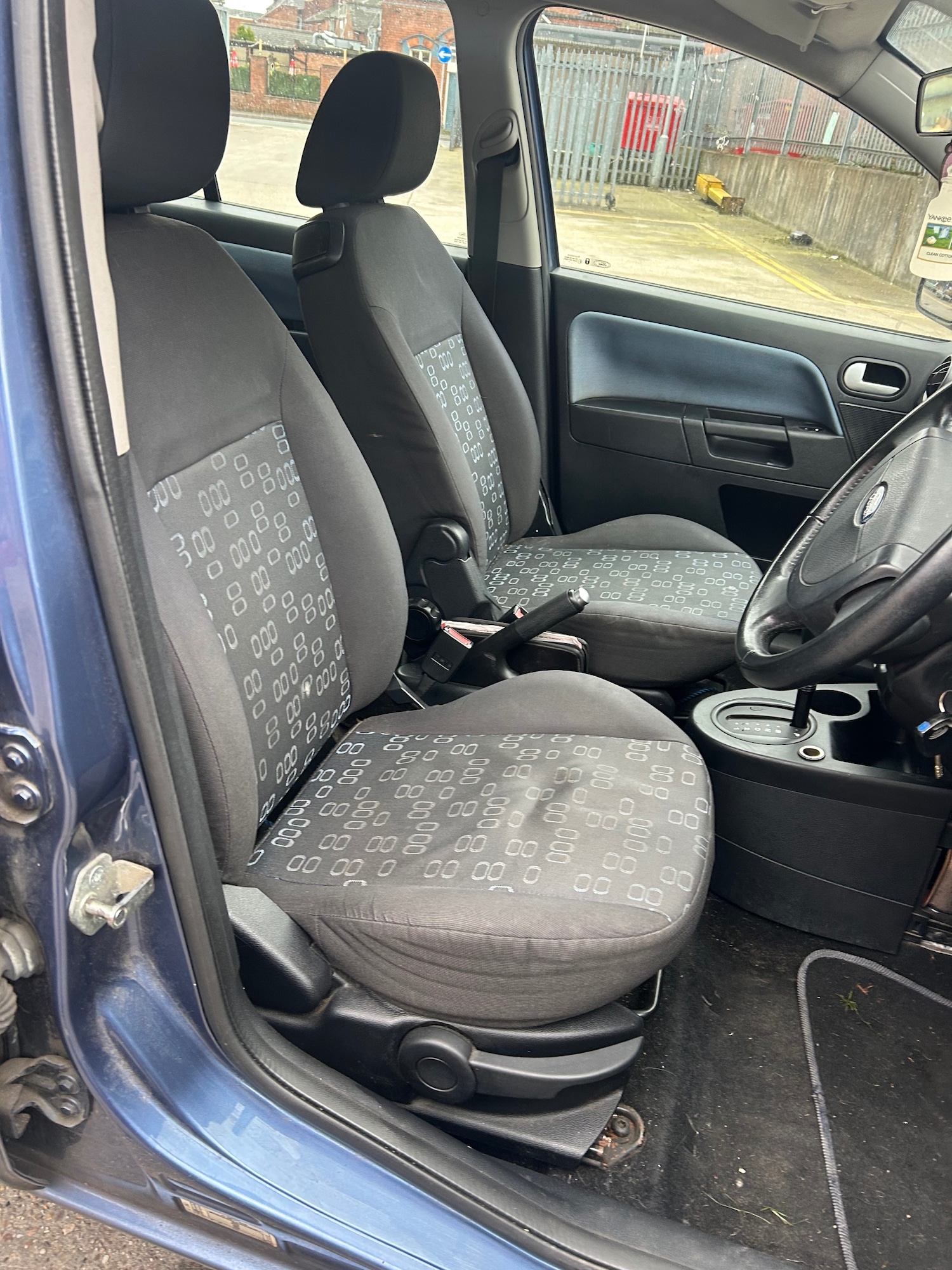 Used Ford Fusion 2005 for sale - 77781306: Photo 9