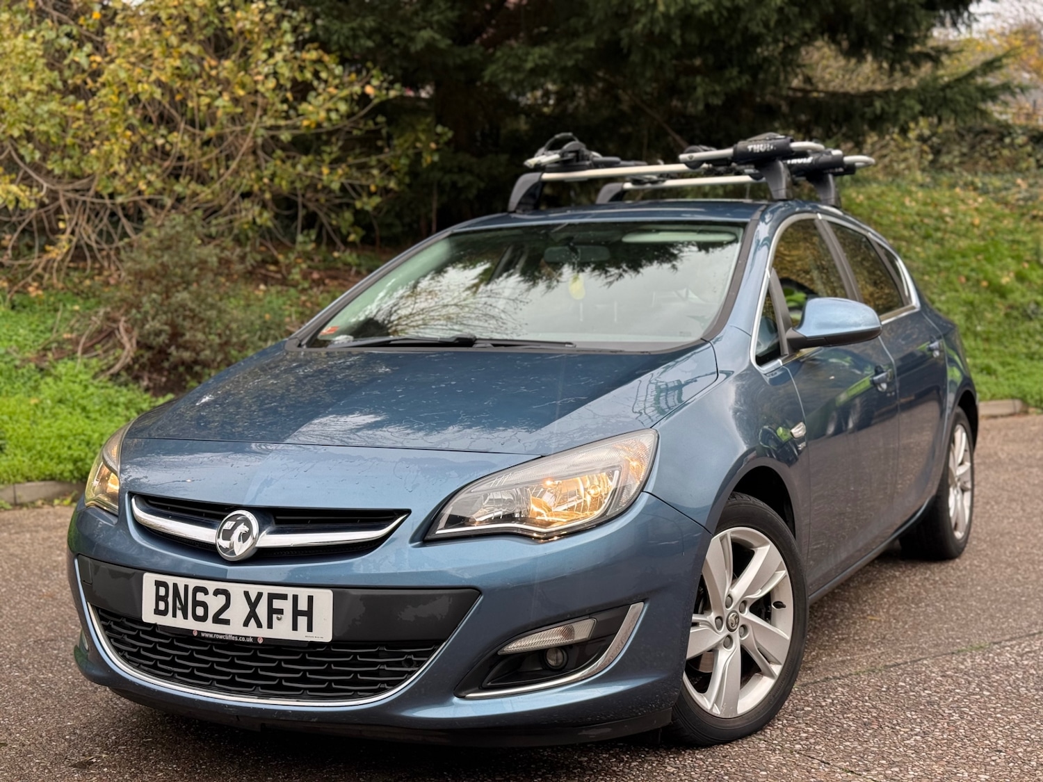 Used Vauxhall Astra 2012 for sale - 76555333: Photo 1