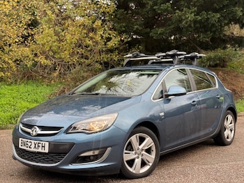Used Vauxhall Astra 2012 for sale - 76555333: Photo