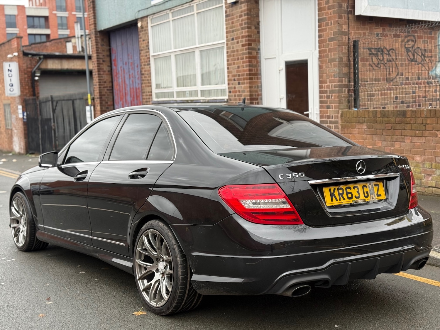 Used Mercedes-Benz C Class 2013 for sale - 76555350: Photo 4