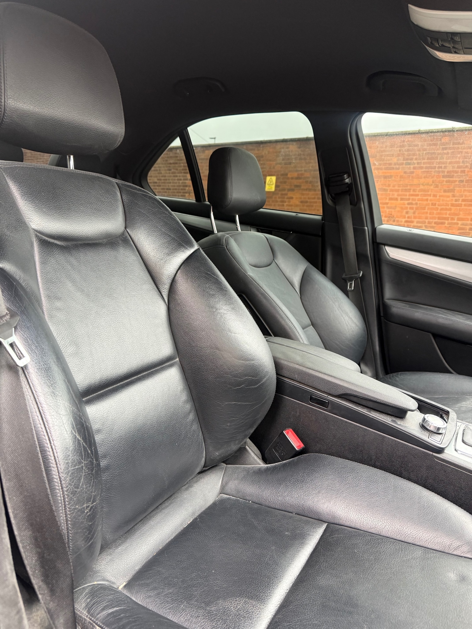 Used Mercedes-Benz C Class 2013 for sale - 76555350: Photo 5