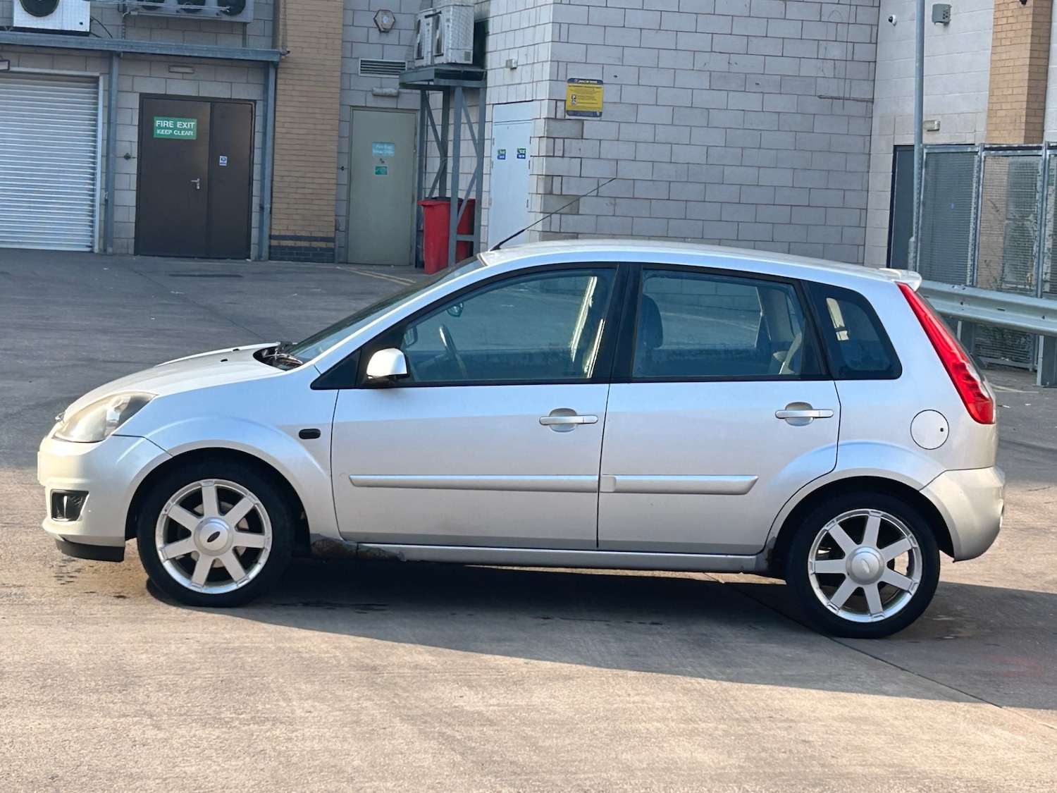 Used Ford Fiesta 2008 for sale - 77975681: Photo 8