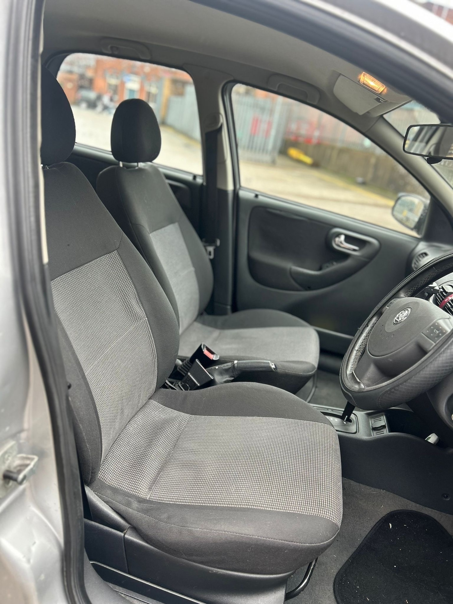 Used Vauxhall Corsa 2006 for sale - 77690751: Photo 8