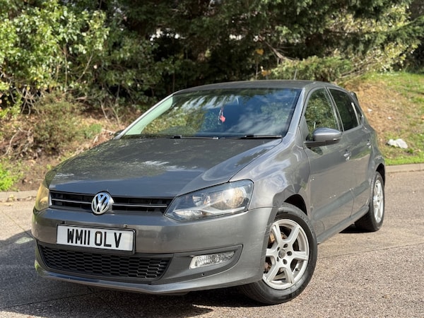 Used Volkswagen Polo 2011 for sale - 76063992: Photo 2