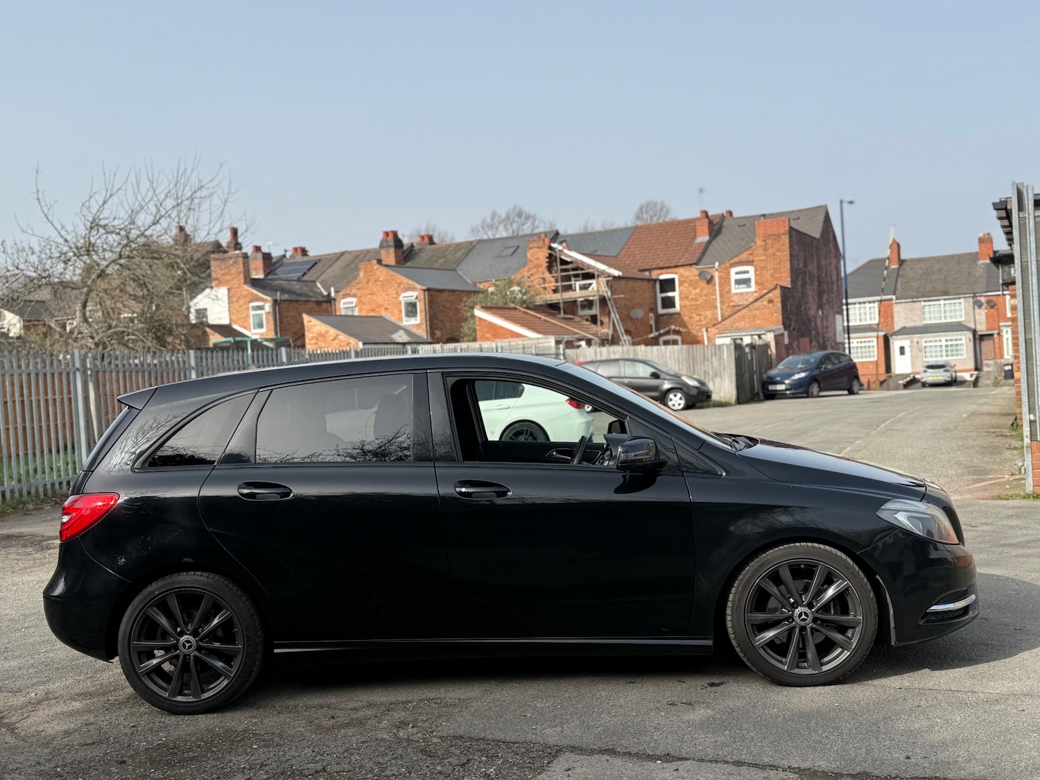 Used Mercedes-Benz B Class 2014 for sale - 77762630: Photo 5