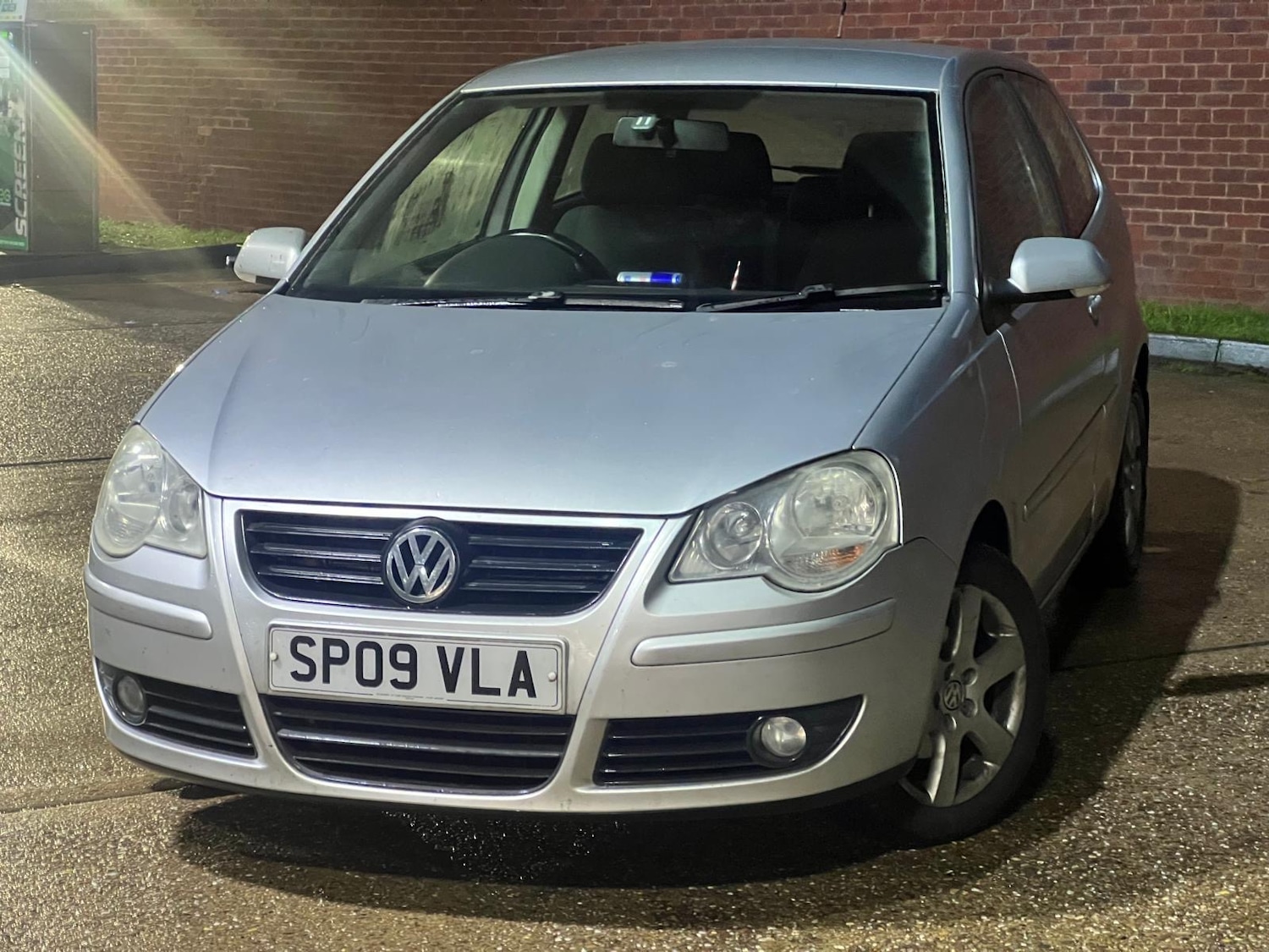 Used Volkswagen Polo 2009 for sale - 77292871: Photo 2