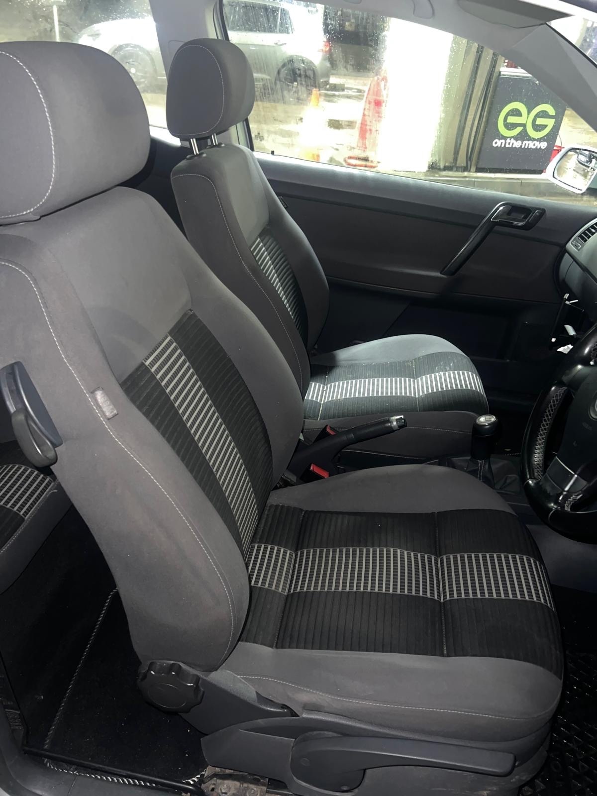 Used Volkswagen Polo 2009 for sale - 77292871: Photo 9