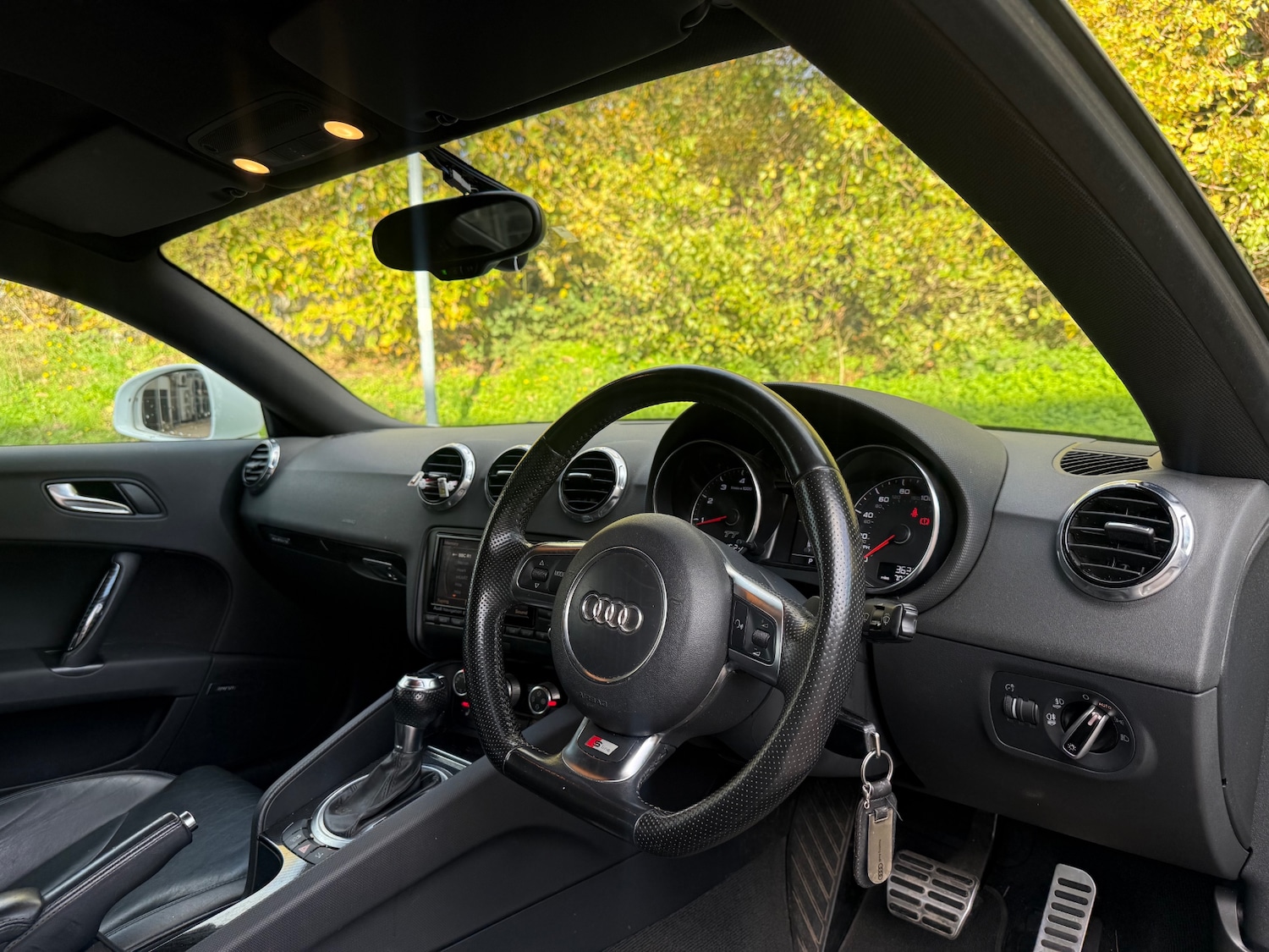 Used Audi TT 2012 for sale - 76413349: Photo 10