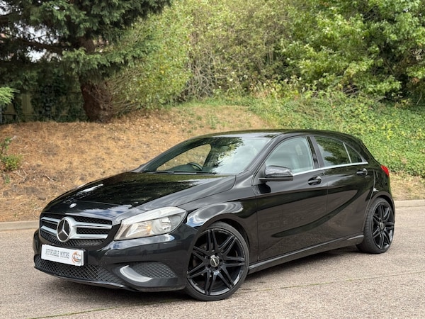 Used Mercedes-Benz A-Class 2015 for sale - 75486460: Photo 2