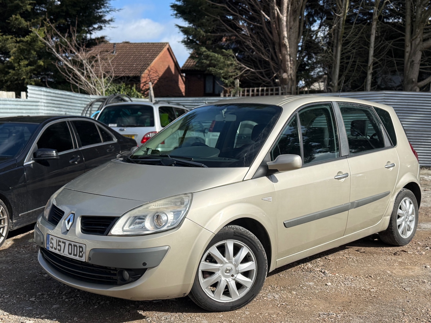 Used Renault Scenic 2007 for sale - 77873240: Photo 2