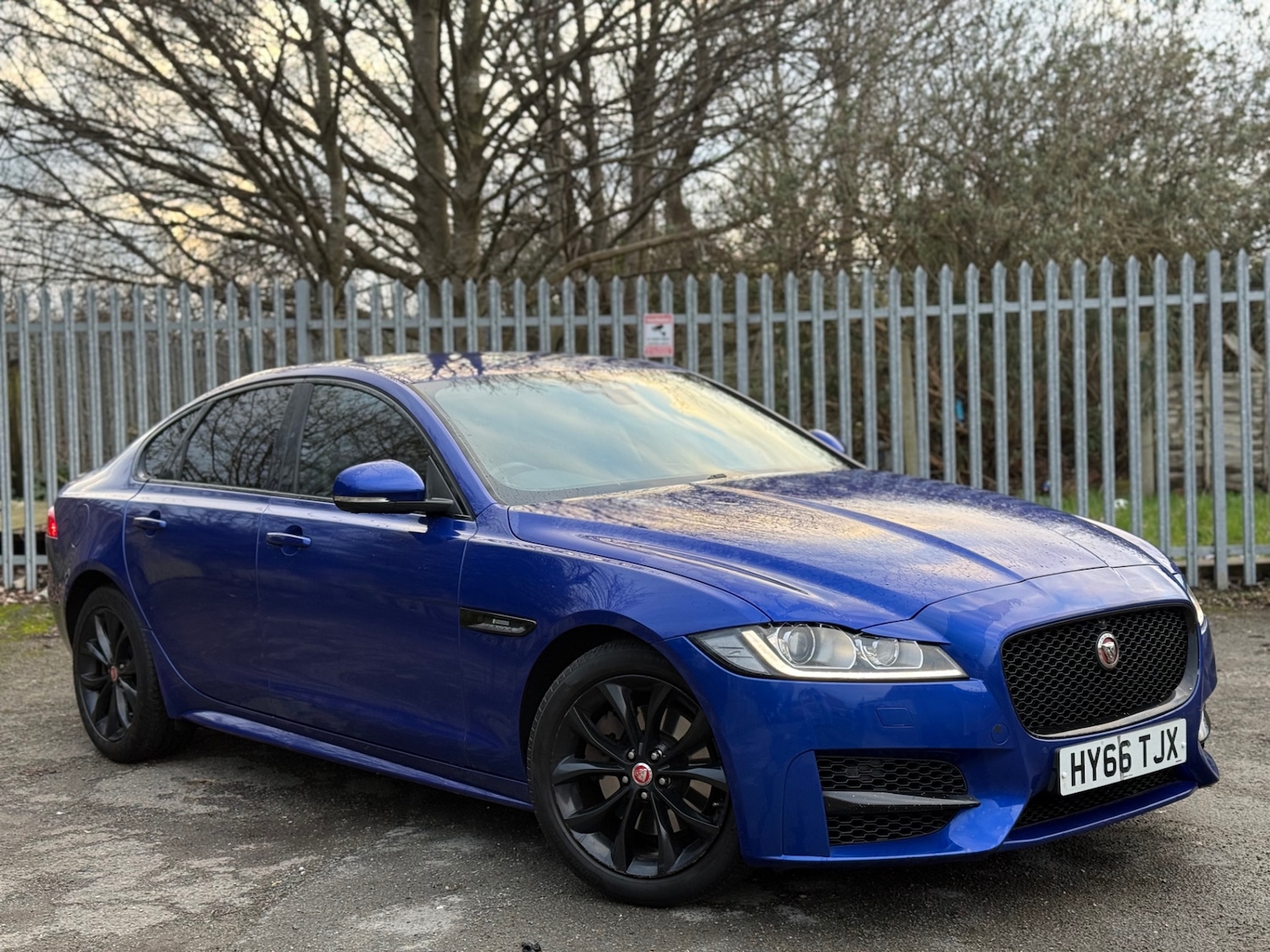 Used Jaguar XF 2016 for sale - 77494264: Photo 2