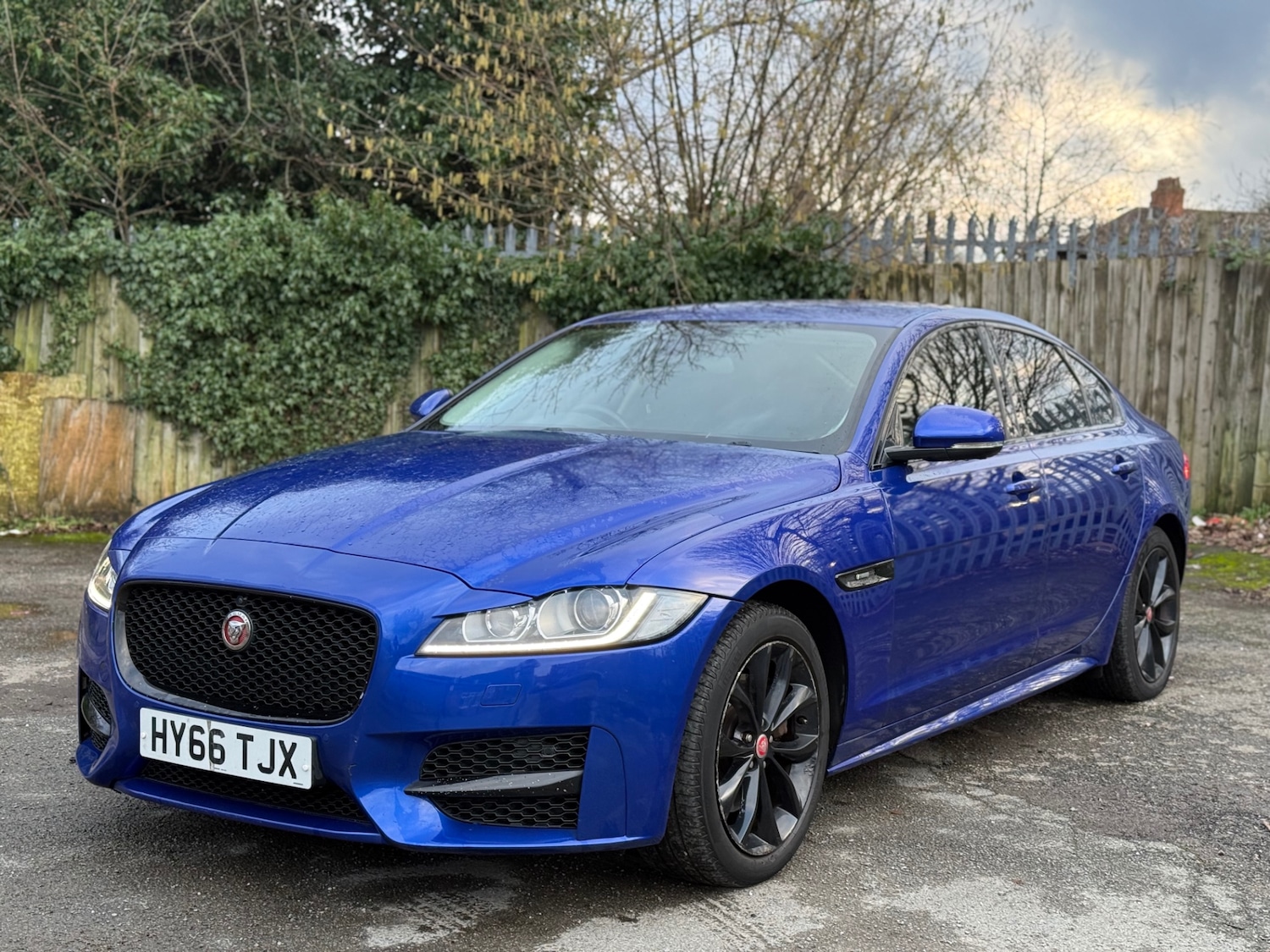 Used Jaguar XF 2016 for sale - 77494264: Photo 4