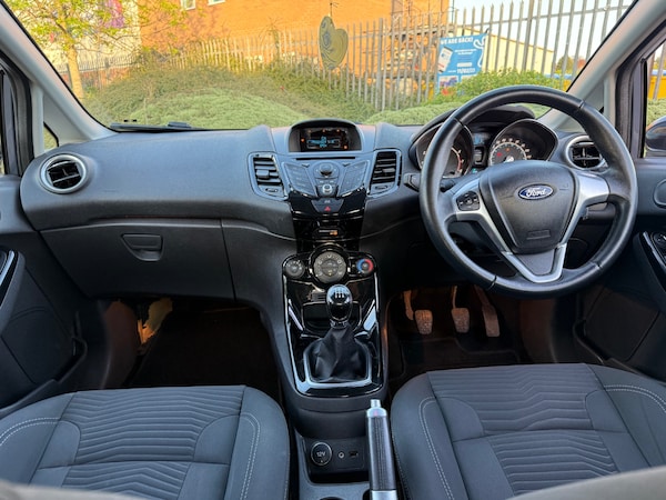 Used Ford Fiesta 2013 for sale - 74498150: Photo 11