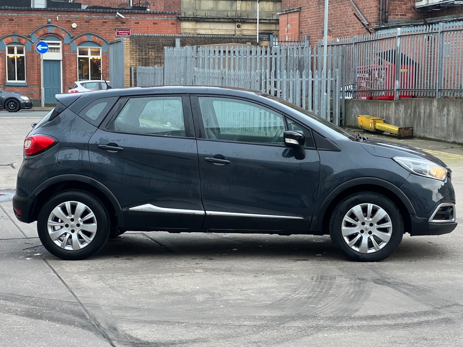 Used Renault Captur 2016 for sale - 77315783: Photo 8