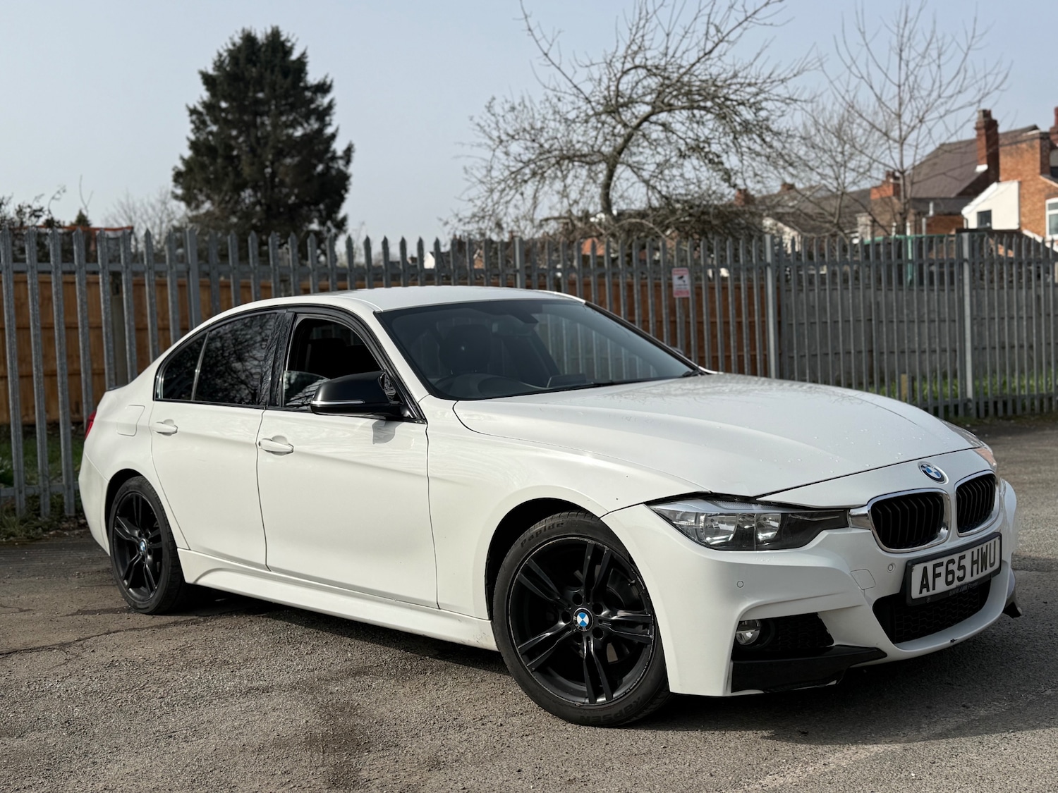 Used BMW 3 Series 2015 for sale - 77762431: Photo 2