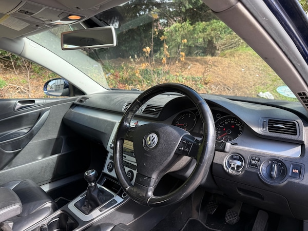 Used Volkswagen Passat 2009 for sale - 76064057: Photo 11