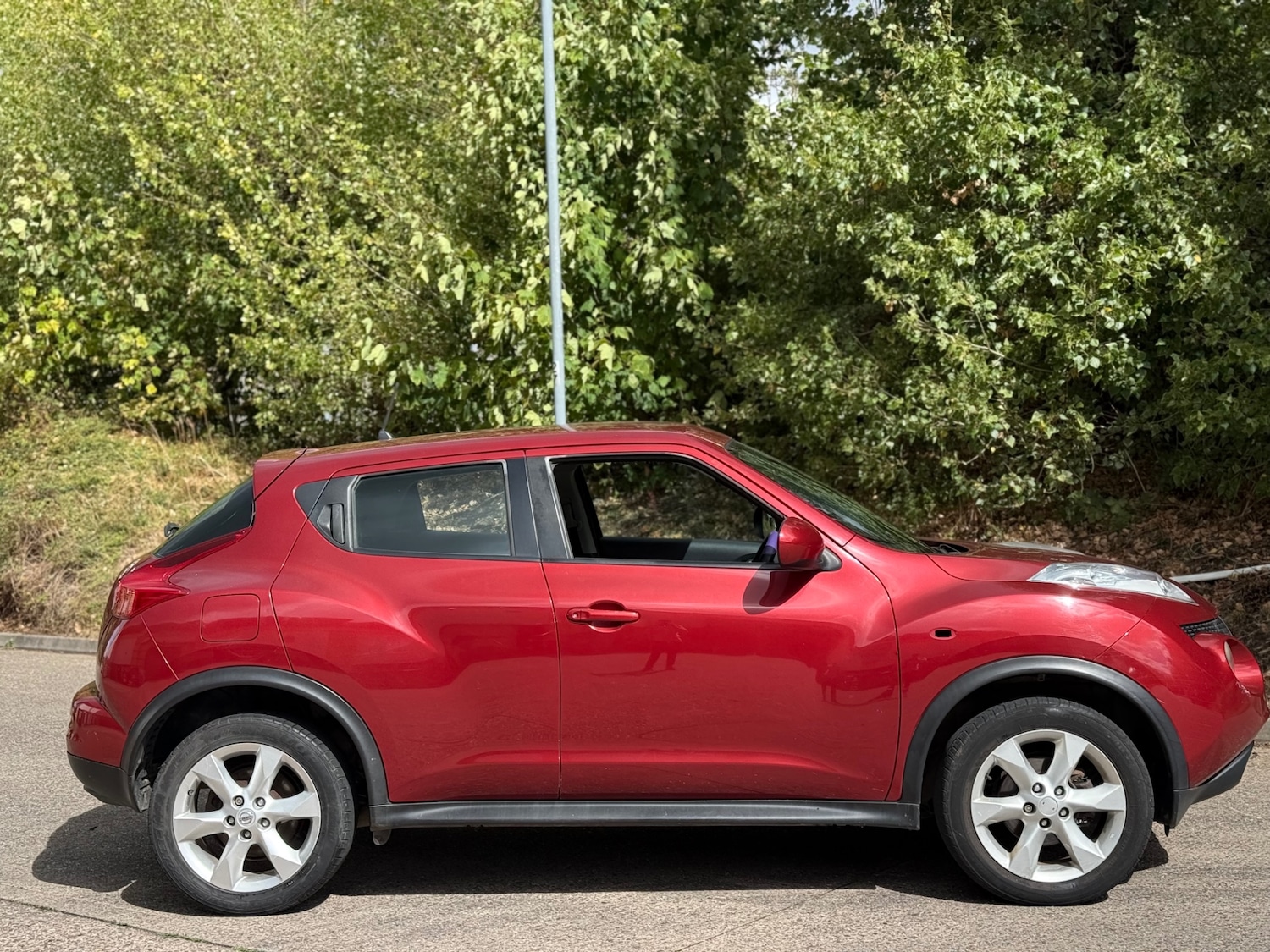 Used Nissan Juke 2011 for sale - 76066845: Photo 6