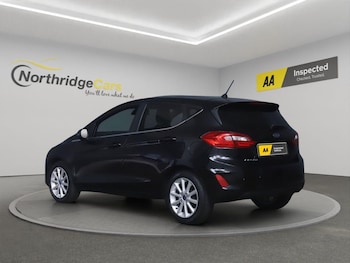 Used Ford Fiesta 2018 for sale - 79301543: Photo
