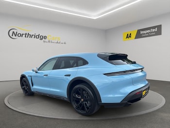 Used Porsche Taycan 2022 for sale - 78989682: Photo