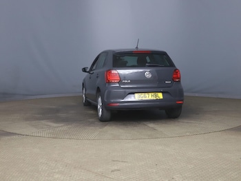 Used Volkswagen Polo 2017 for sale - 79519100: Photo