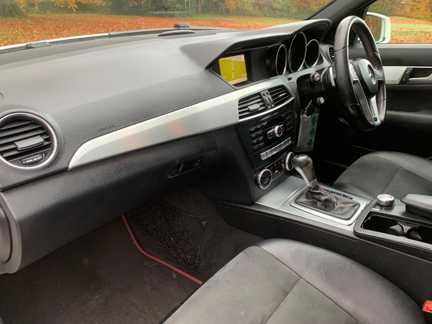 Used Mercedes-Benz C Class 2013 for sale - 76941103: Photo 11