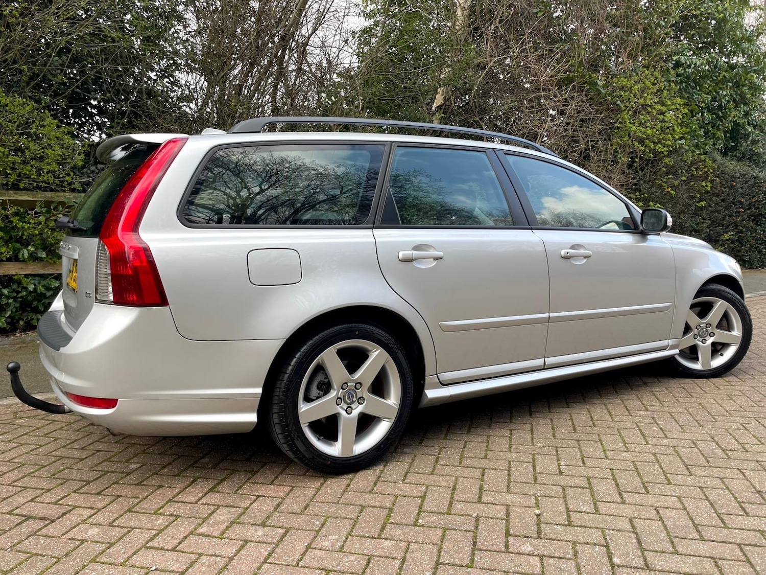 Used Volvo V50 2009 for sale - 78071709: Photo 3