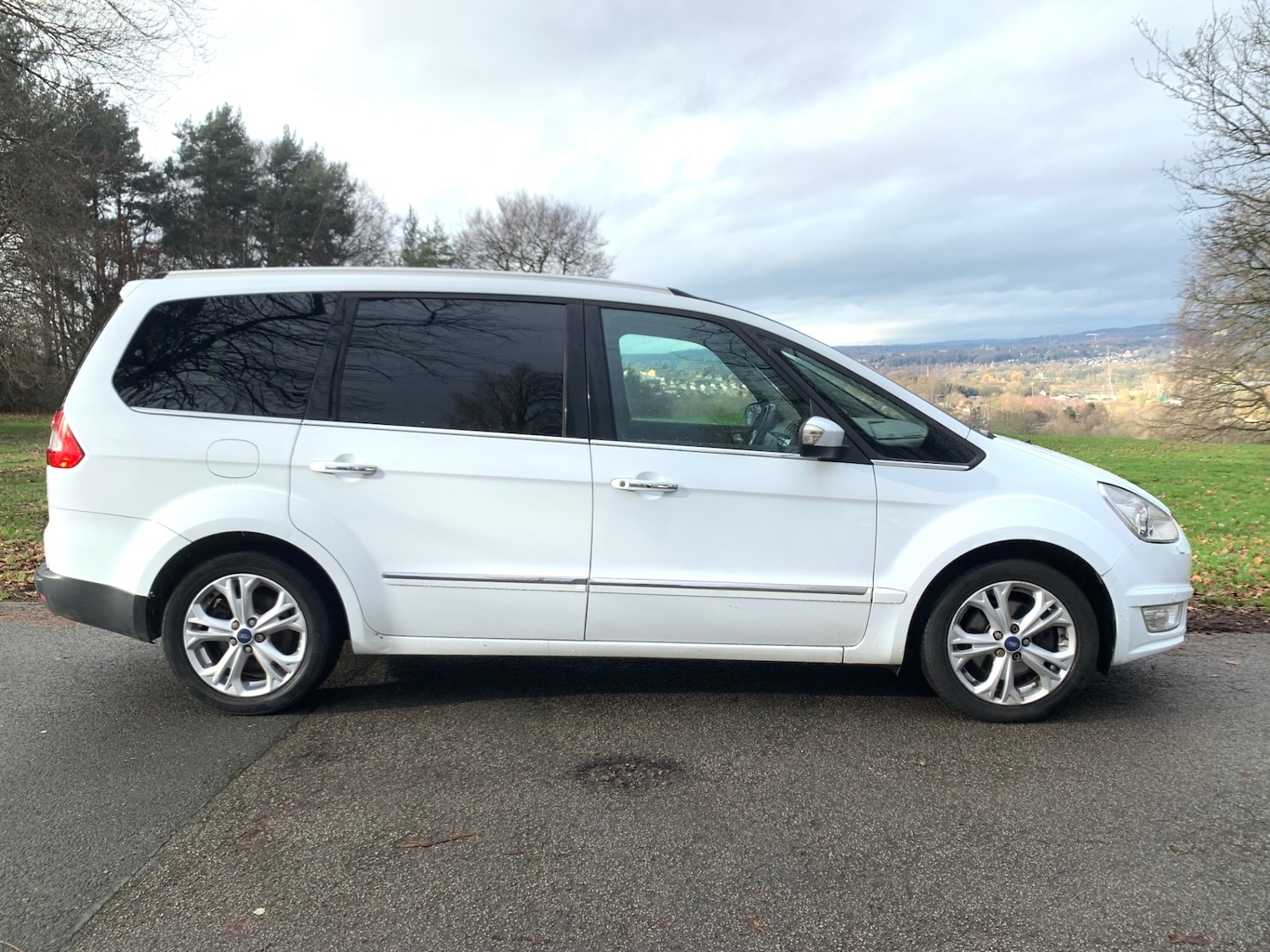 Used Ford Galaxy 2011 for sale - 77565492: Photo 2