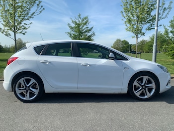 Used Vauxhall Astra 2014 for sale - 77055582: Photo